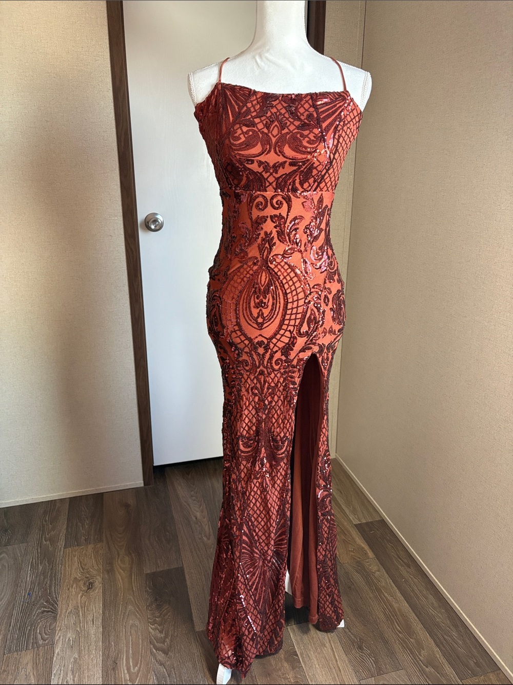 Windsor Rust Copper Sequin Formal Dress High Slit Homecoming Wedding Guest X-Sm
